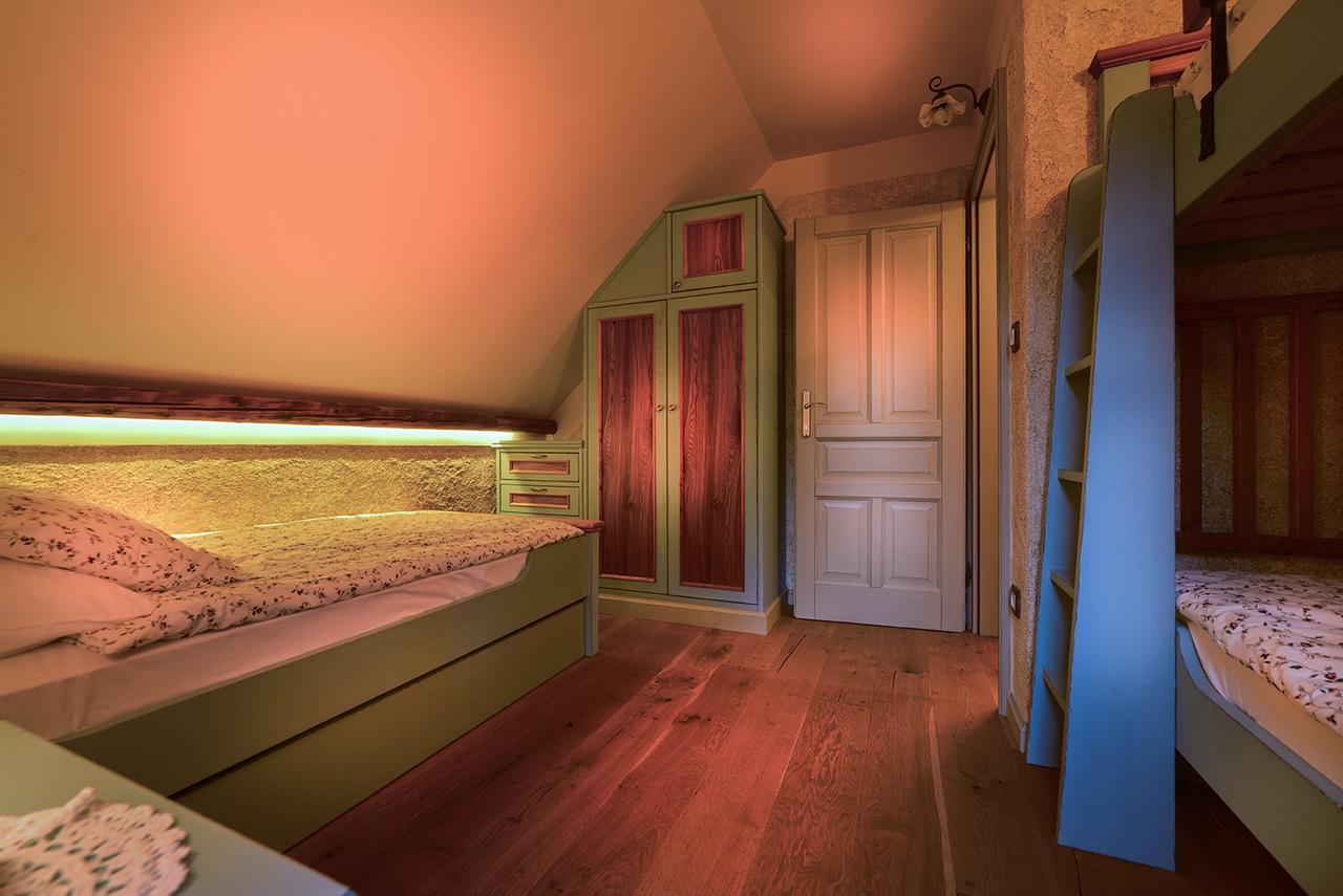 Villa Les With Hot Tub & Sauna Brežice Dış mekan fotoğraf